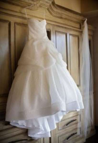 Как отстирать свадебное платье в домашних условиях
