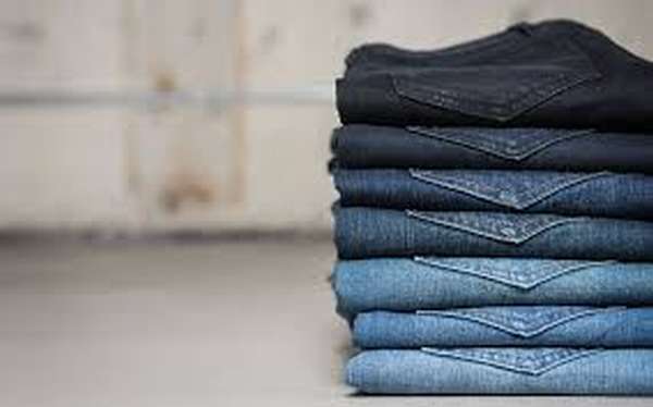 Как отстирать жирное пятно на джинсах