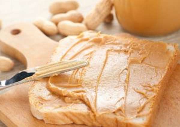 Чем полезна арахисовая паста, состав и калорийность