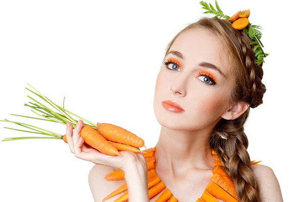 Чем полезен морковный сок, отзывы