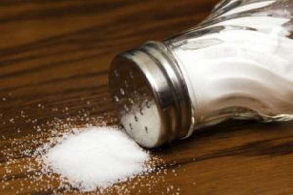 Для чего нужна соль и чем она полезна