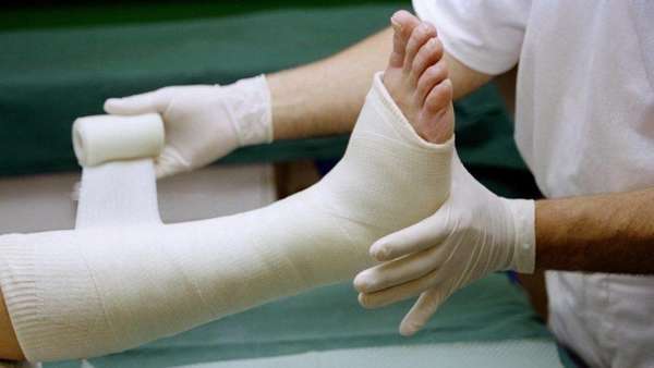 Боковой перелом большого пальца ноги